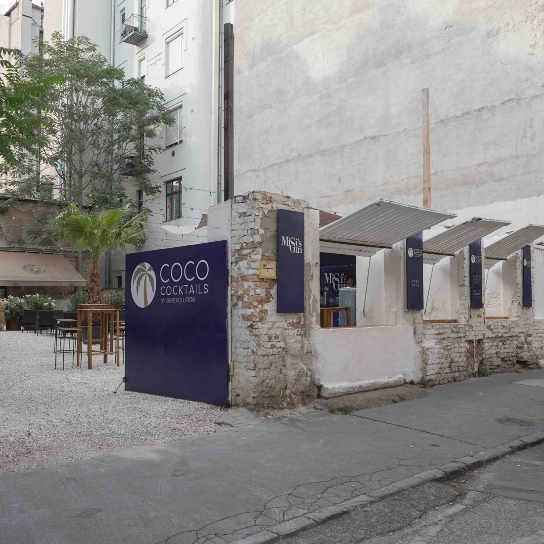 Coco Cocktail Bar